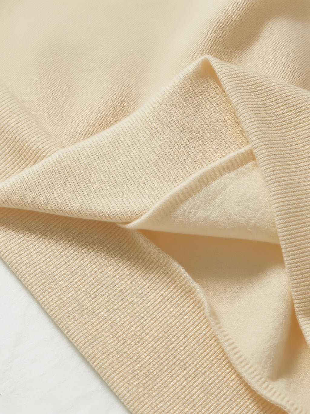 Comfortable and Versatile Women's Clothing, Casual Long-Sleeve Crewneck Sweatshirt with Fun Printed Patterns and Double Stripes, for Women